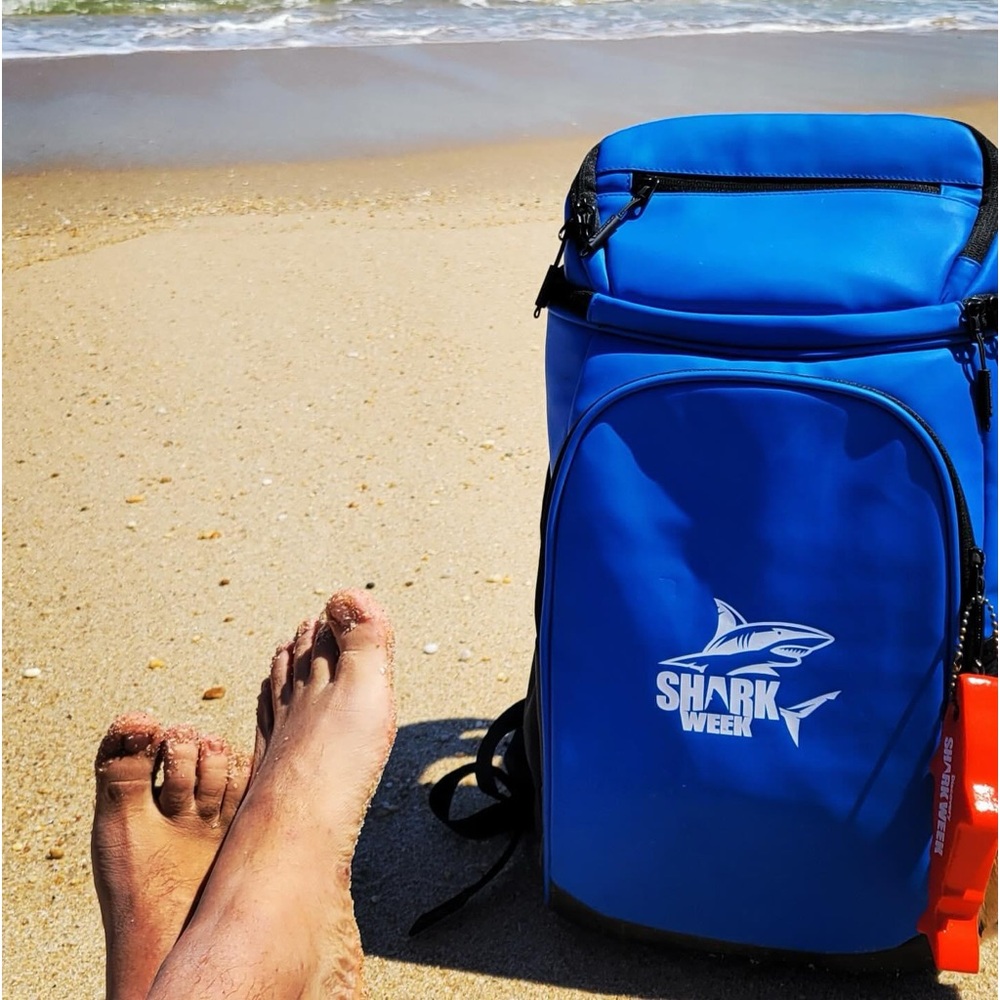 Rare Shark Week Stormtech Oregon Insulated 24 Can Backpack w/ Floating Keychain